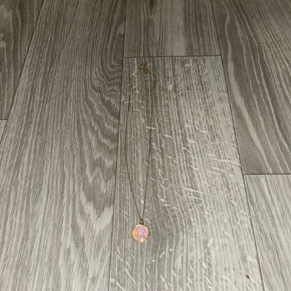 LILLY PULITZER NECKLACE! - Picture 3 of 3